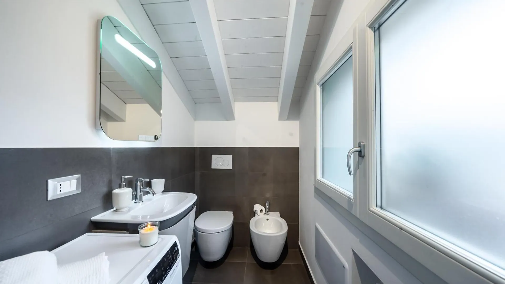 볼로냐 Luxury Flat And Free Parking 아파트